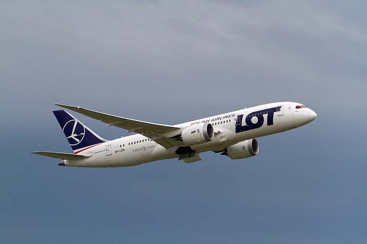Boeing 787 Dreamliner PLL LOT