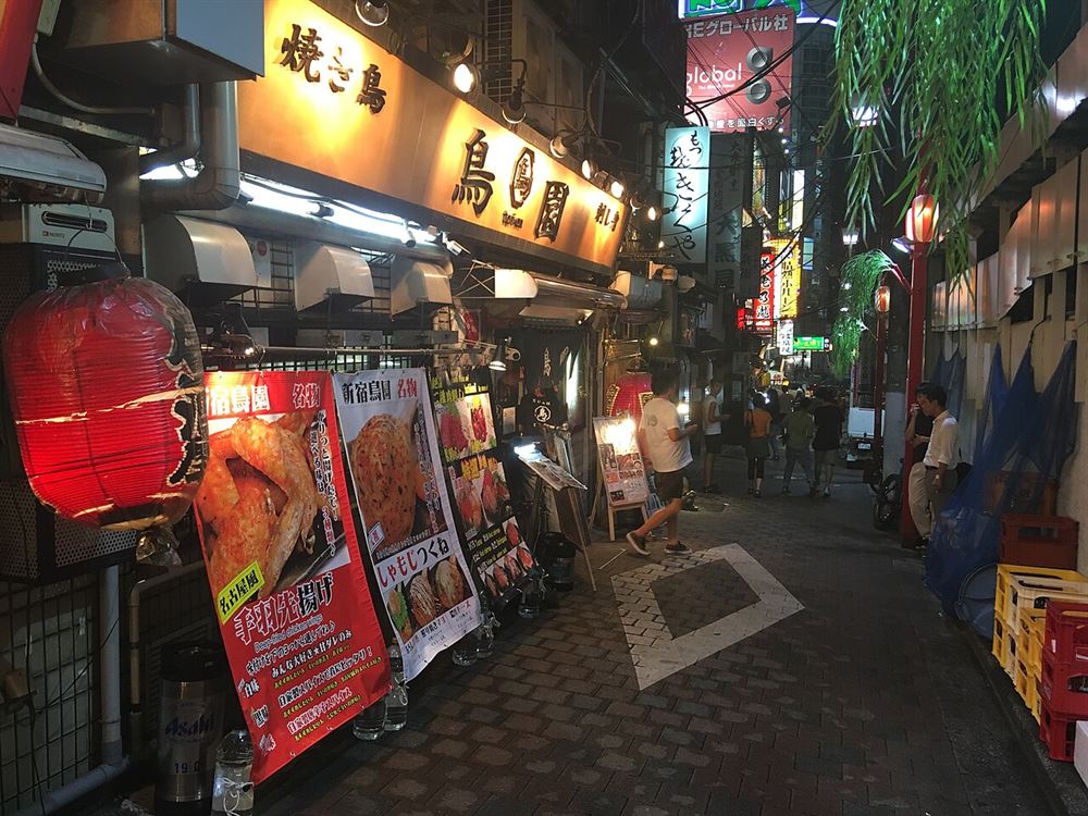 Zaułek Omoide Yokochō w Shinjuku