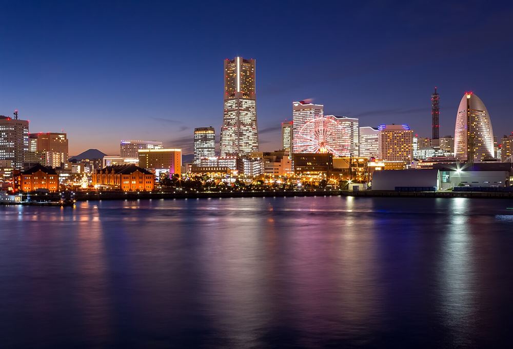 Minato Mirai w Jokohamie nocą